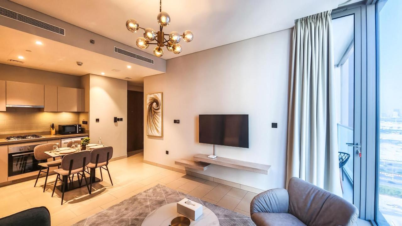 Stay By Latinem Luxury 2Br Holiday Home Cvr B1307 Near Burj Khalifa Dubai Buitenkant foto